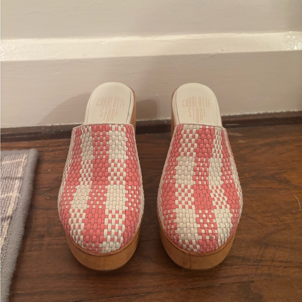 Charlotte Stone Pink and Cream Woven Clogs